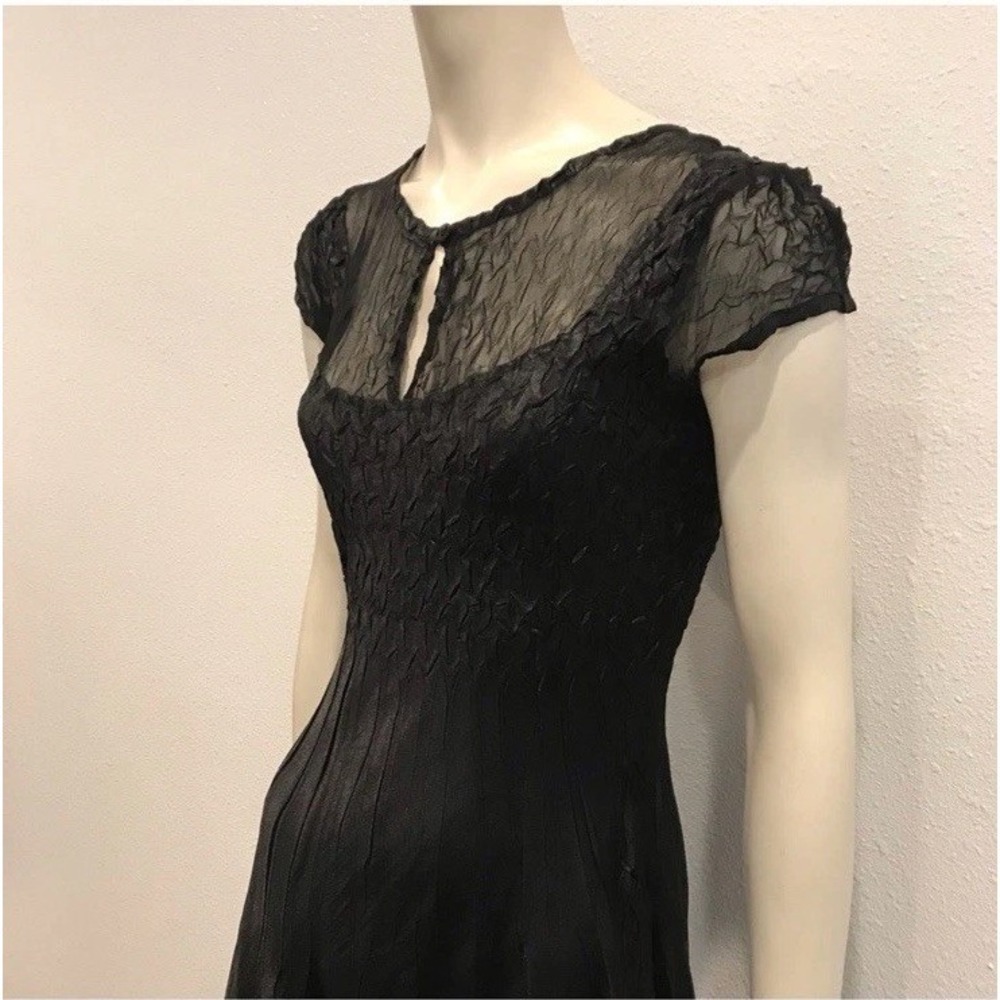 Komarov Dress XL Smocked Illusion Keyhole Cap Sleeve Black Crinkle Pleated NWT